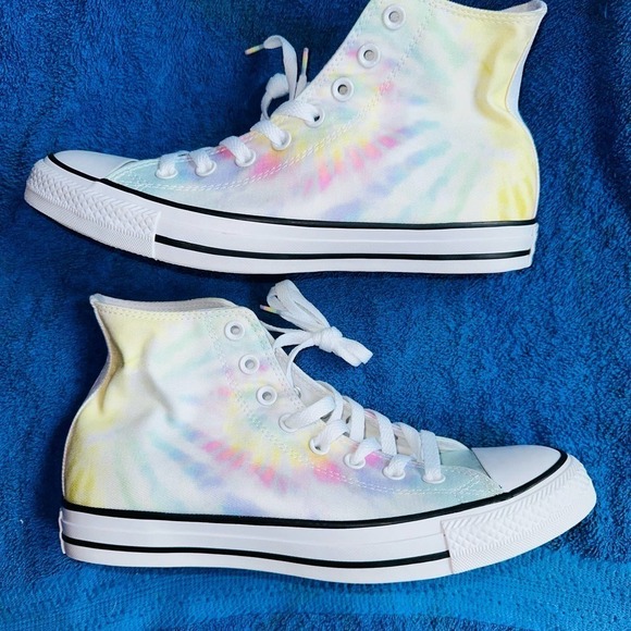 NWOT Converse Chuck Taylor All Star High Top Tie-Dye Sneakers - Picture 4 of 10